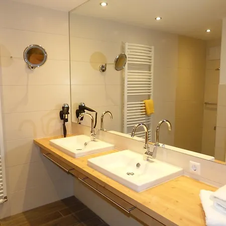 Landgasthof Adler Pelzmuehle 3*