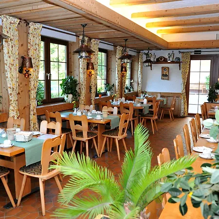בית הארחה Landgasthof Adler Pelzmuehle 3*