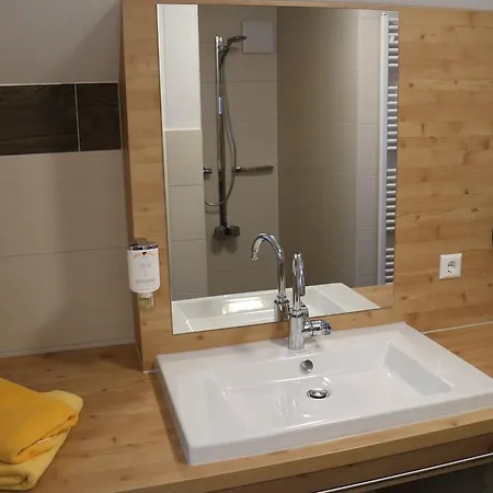 Landgasthof Adler Pelzmuehle 3*