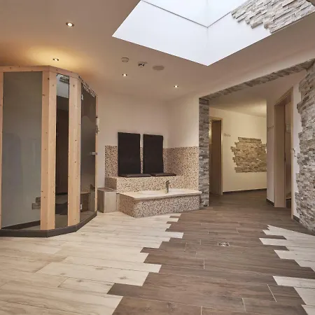 בית הארחה Landgasthof Adler Pelzmuehle